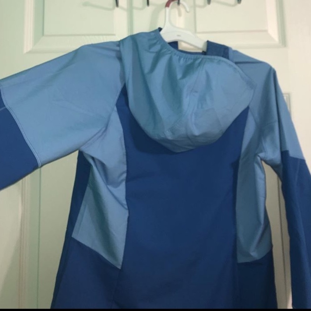 ✅ NWOT COLUMBIA WATER RESISTANT WOMEN’S JACKET - Picture 2 of 6